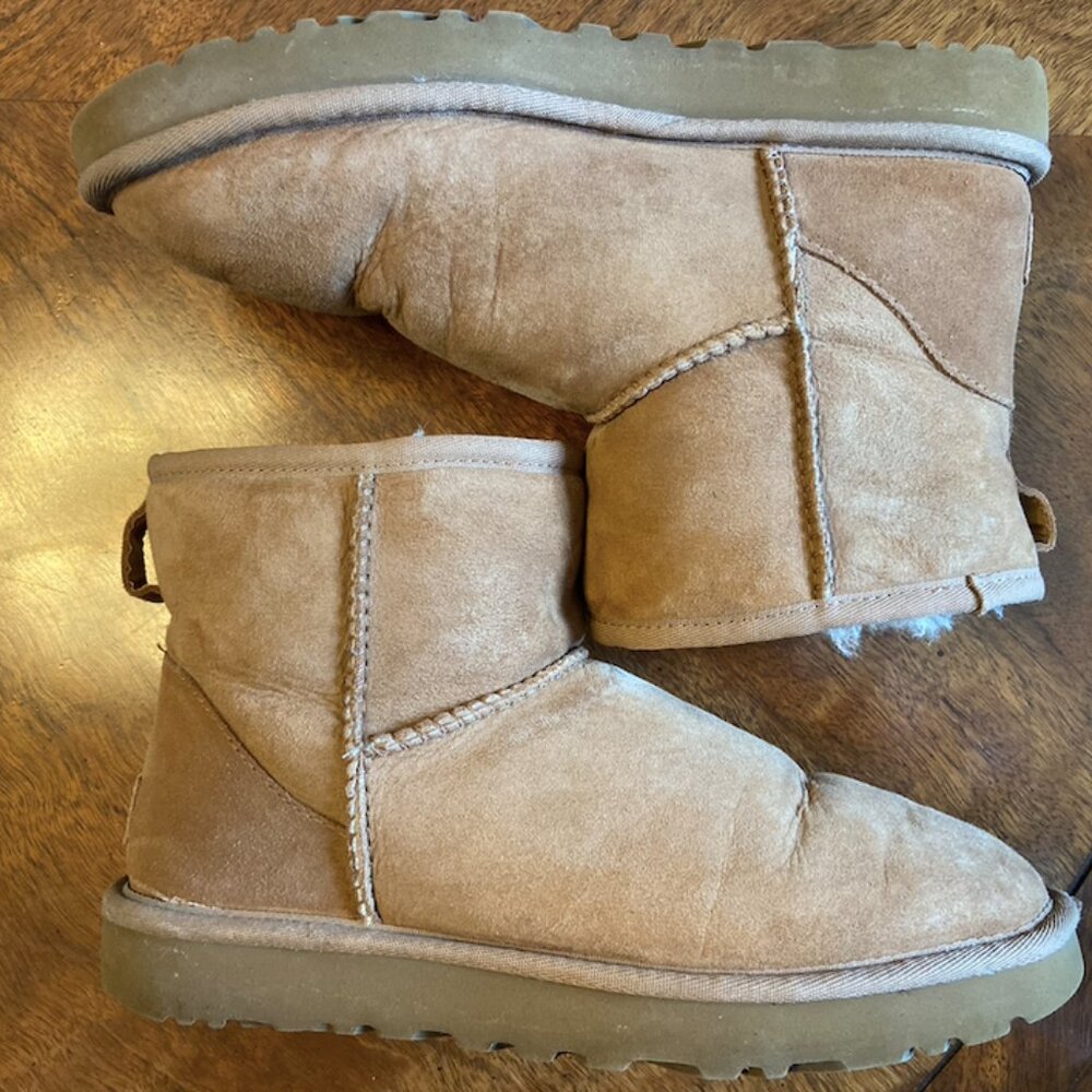 UGG Minis